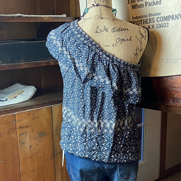 Velvet my graham & spencer off shoulder blouse - Picture 5 of 7